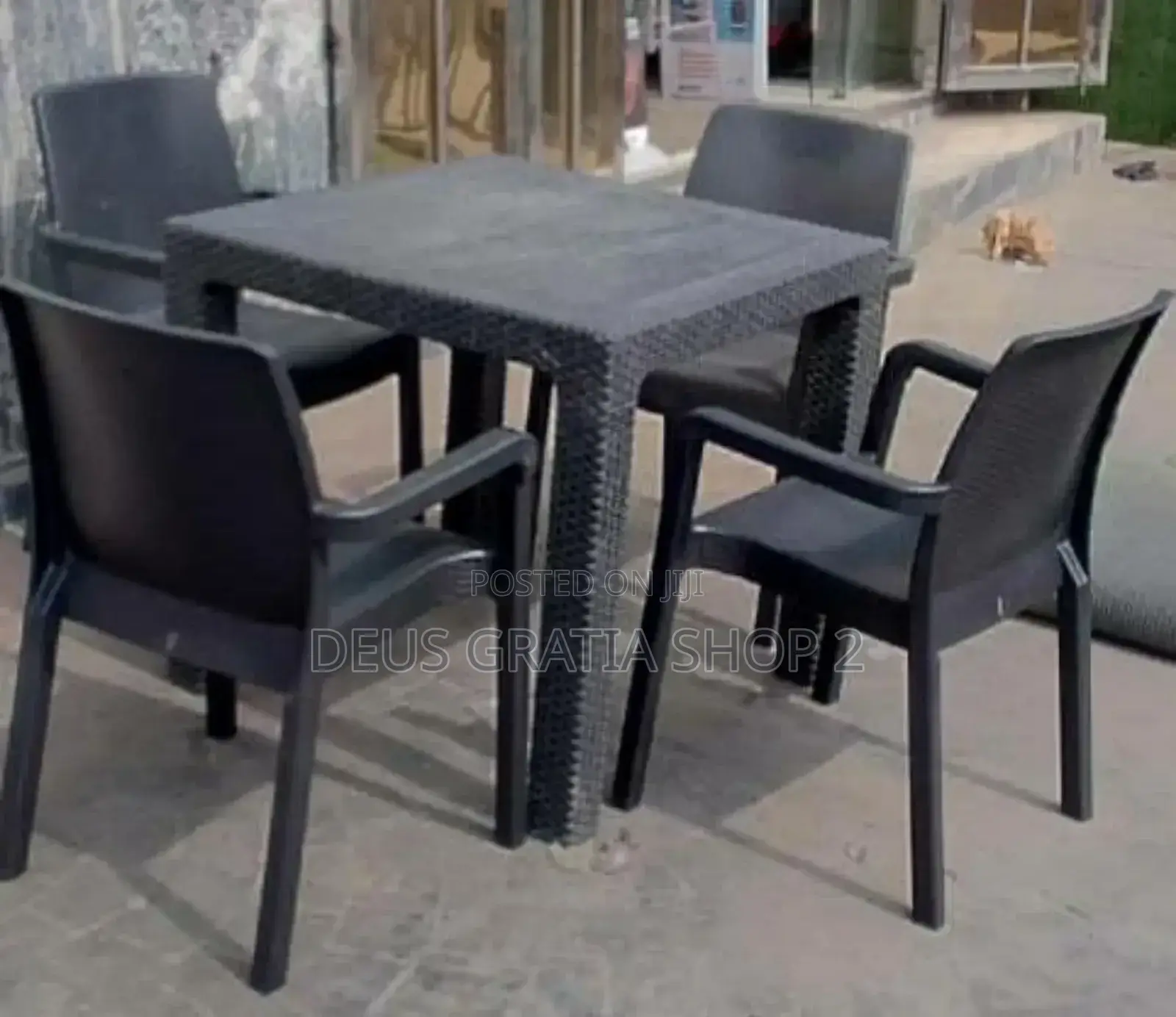 Plastic Table and Chairs for Restaurant