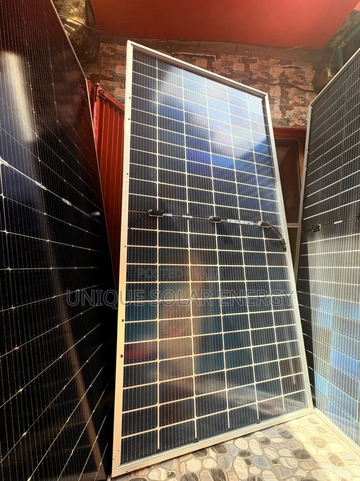 Jinko 680w Bificial Panel(144cells)