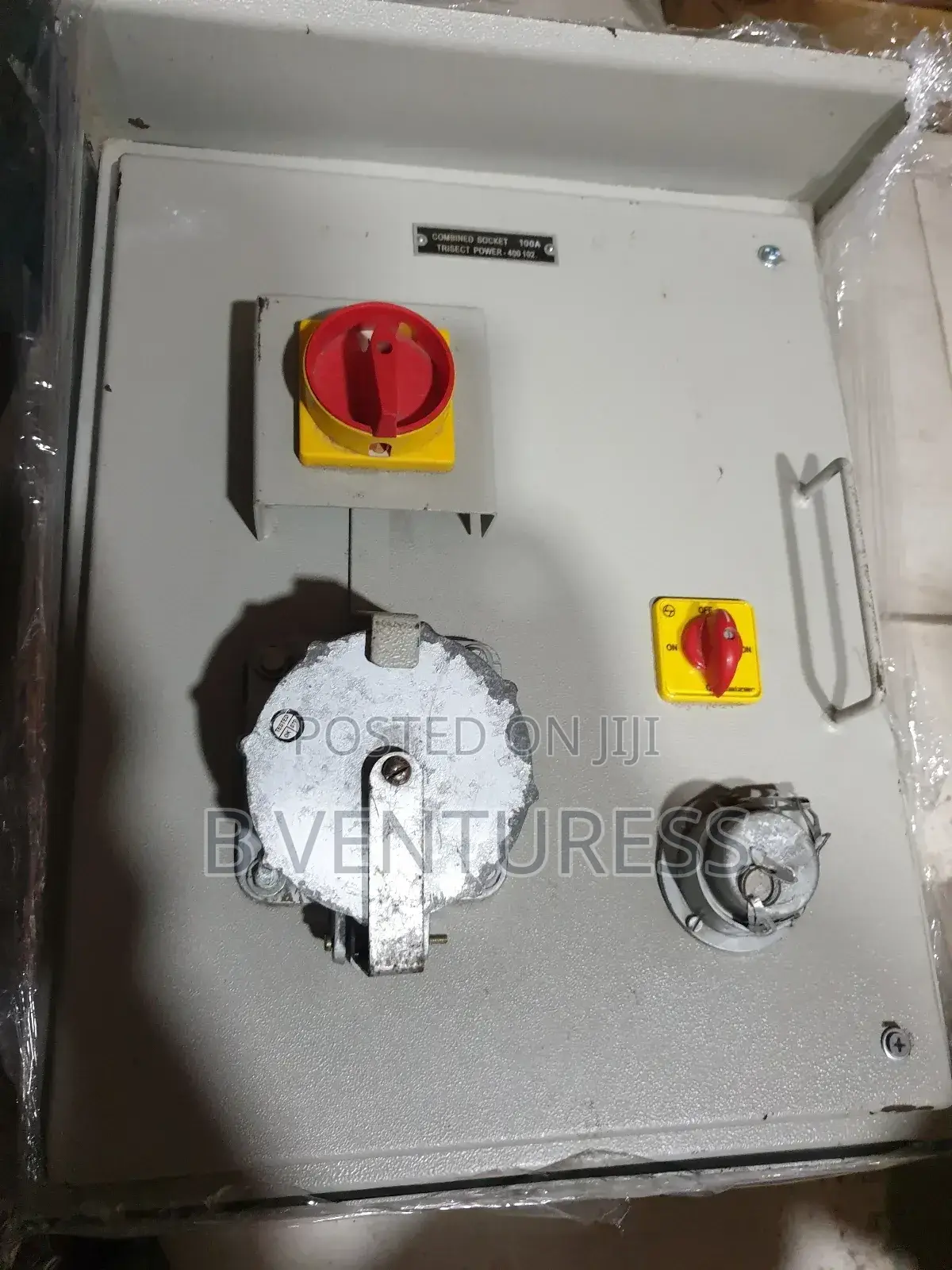 Combined Socket 100 Trusest Power-400 102