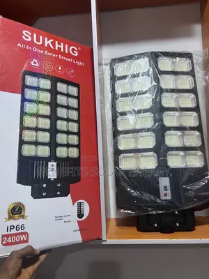 2400w Sukhig All in One Solar Street Light