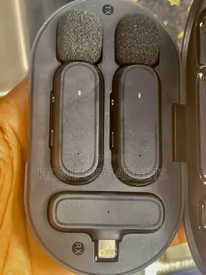 Rechargeable Wireless Mic for iPhone With Charging Case