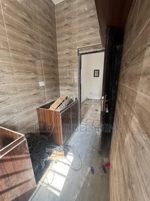 Mini Flat in Ago Palace for rent