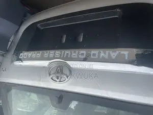 Boot Light Prado 2018 to 2024