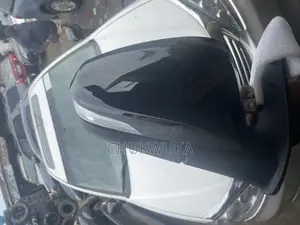 Black Side Mirror Hilux 2020