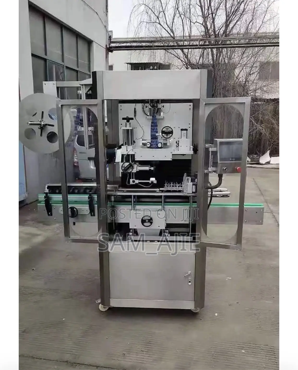 Automatic Bottle Labelling Machine