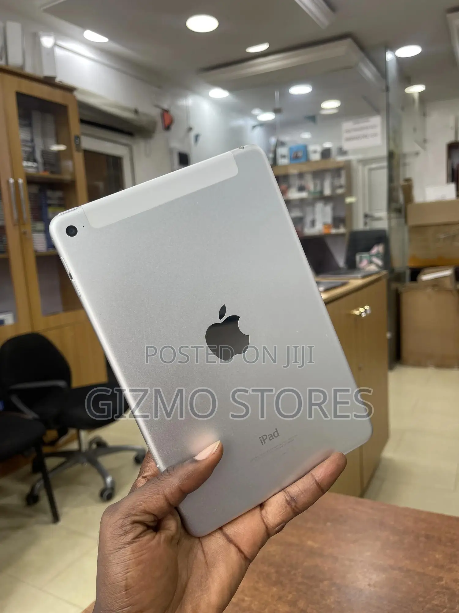 Apple iPad mini 4 128 GB Silver