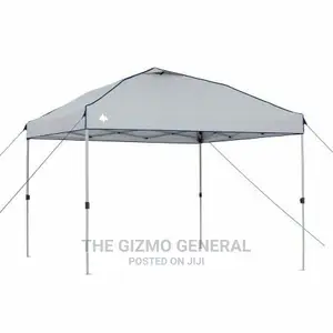 New Portable Outdoor/Camp Canopy/Tent.