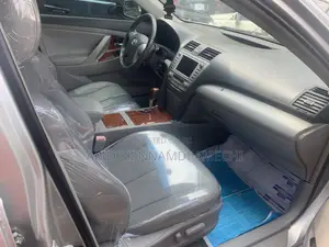Toyota Camry 2011 Silver