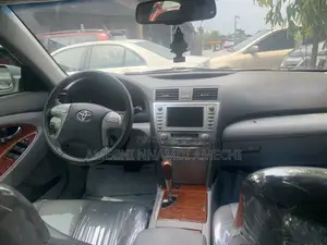 Toyota Camry 2011 Silver