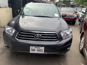 Toyota Highlander 2010 Gray