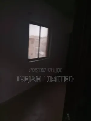 1bdrm Apartment in Ajayi Road for rent