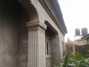For Sale 4 Bedroom Bungalow Uncompleted