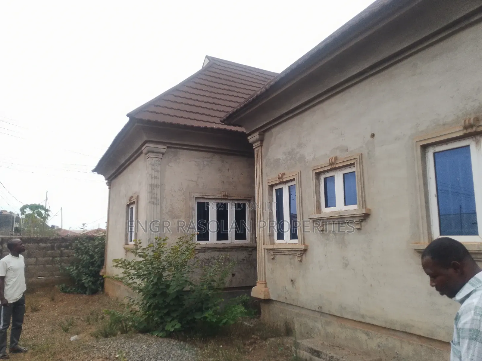 For Sale 4 Bedroom Bungalow Uncompleted