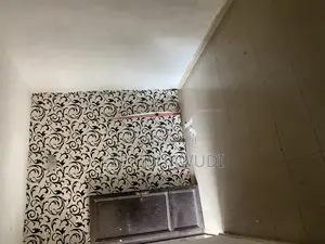 1bdrm Block of Flats in Nkwo, Enugu for rent
