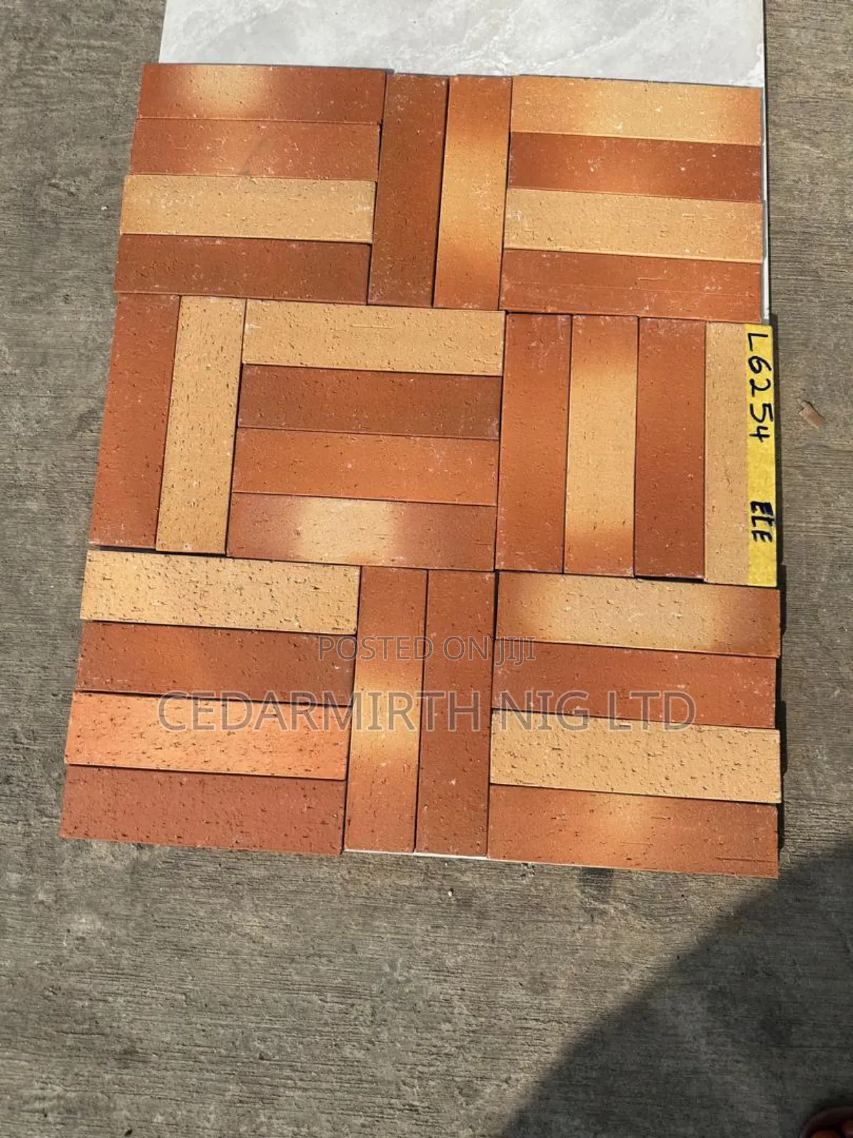 Bricks ( Cedarmirth ) 05m