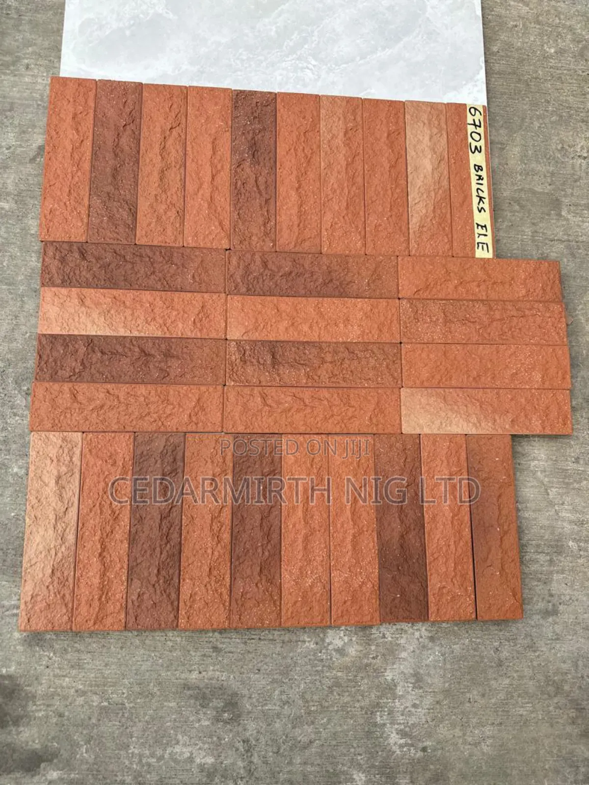 Bricks ( Cedarmirth ) 05m