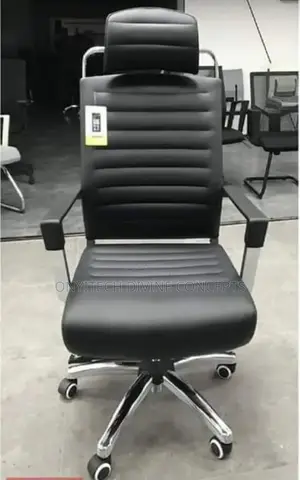 Executive Swivel Chair With Headrest