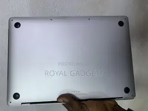 Laptop Apple MacBook Pro 2018 16GB Intel Core I5 SSD 256GB