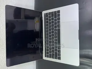 Laptop Apple MacBook Pro 2018 16GB Intel Core I5 SSD 256GB