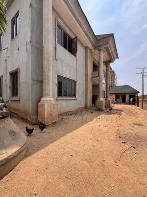 7bdrm Duplex in Jahi for sale