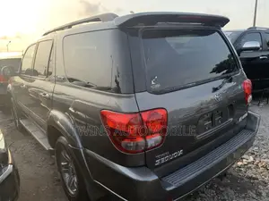Toyota Sequoia 2007 Gray