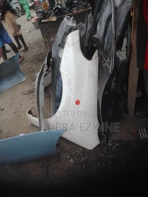 Toyota Matrix 2005 Model Left Side Fender