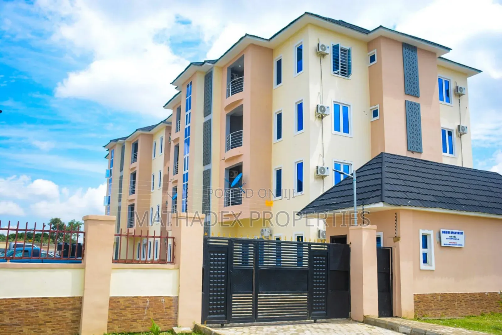 3bdrm Block of Flats in Mabushi for sale