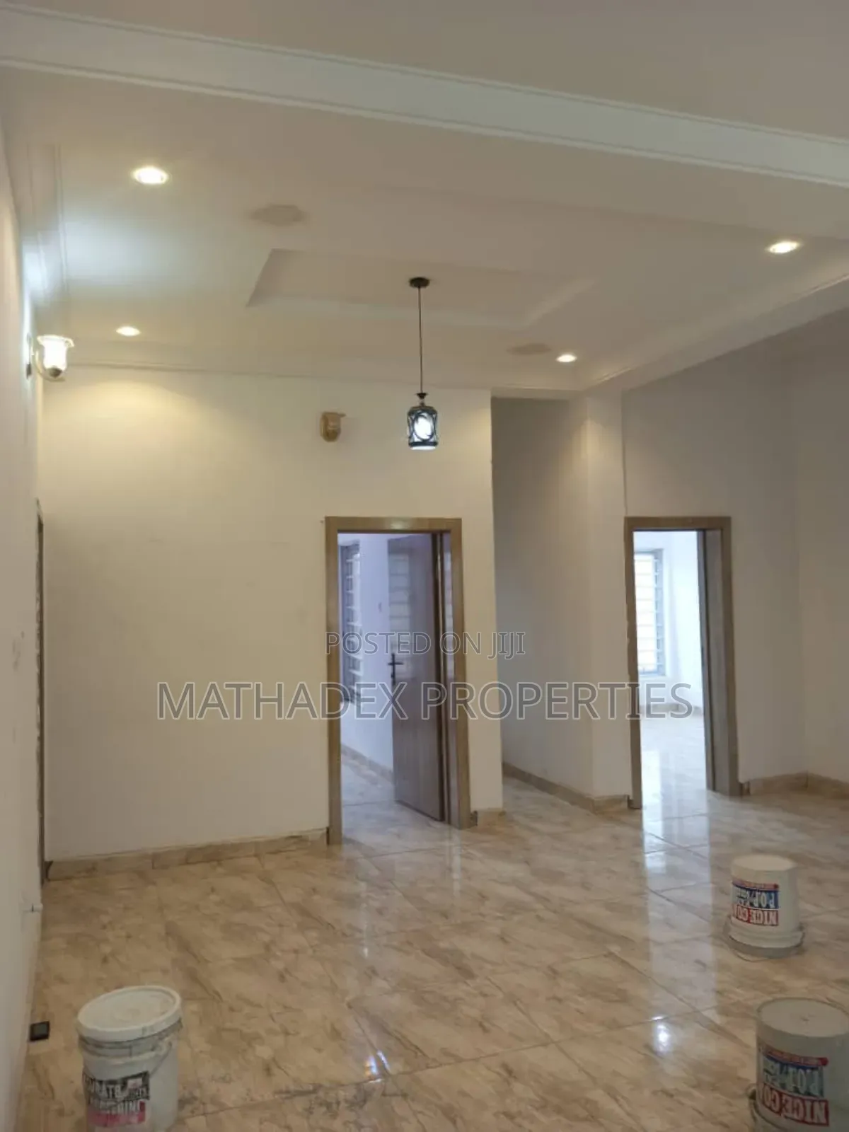 3bdrm Block of Flats in Mabushi for sale