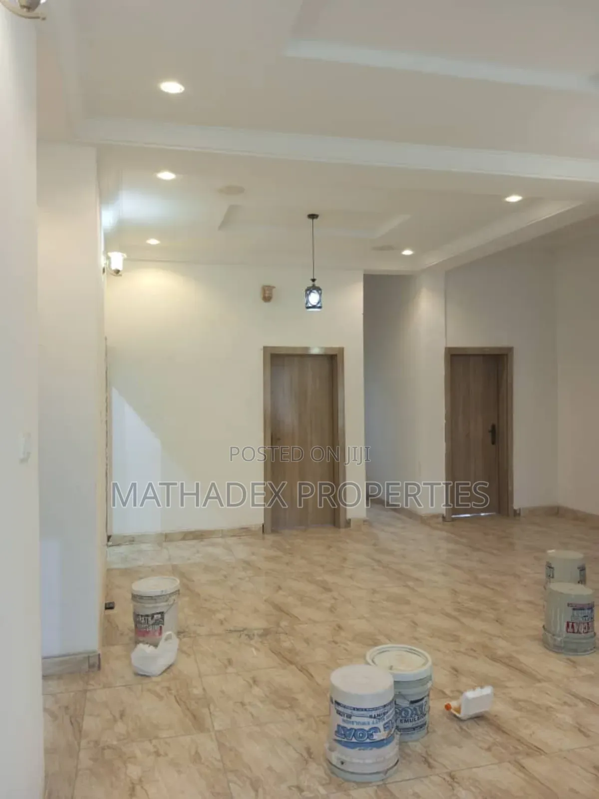 3bdrm Block of Flats in Mabushi for sale