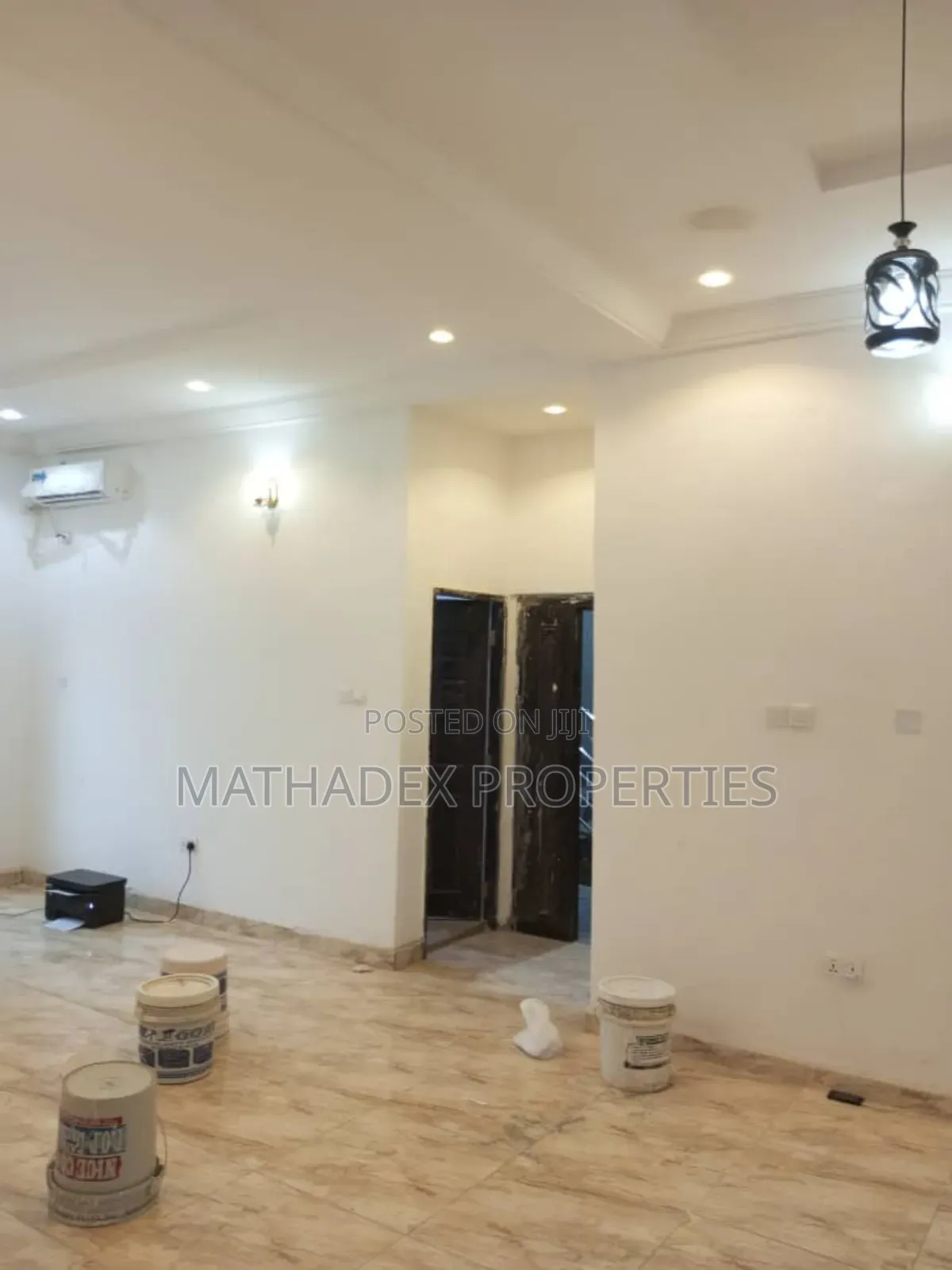 3bdrm Block of Flats in Mabushi for sale