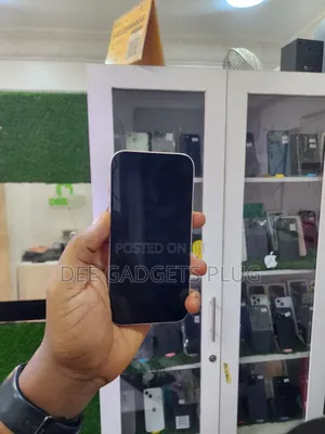 Apple iPhone 15 128 GB Pink