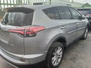Toyota RAV4 2016 Silver