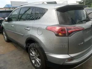 Toyota RAV4 2016 Silver