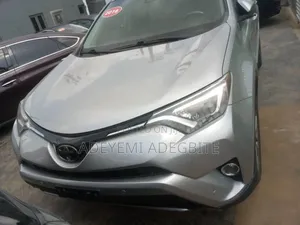Toyota RAV4 2016 Silver