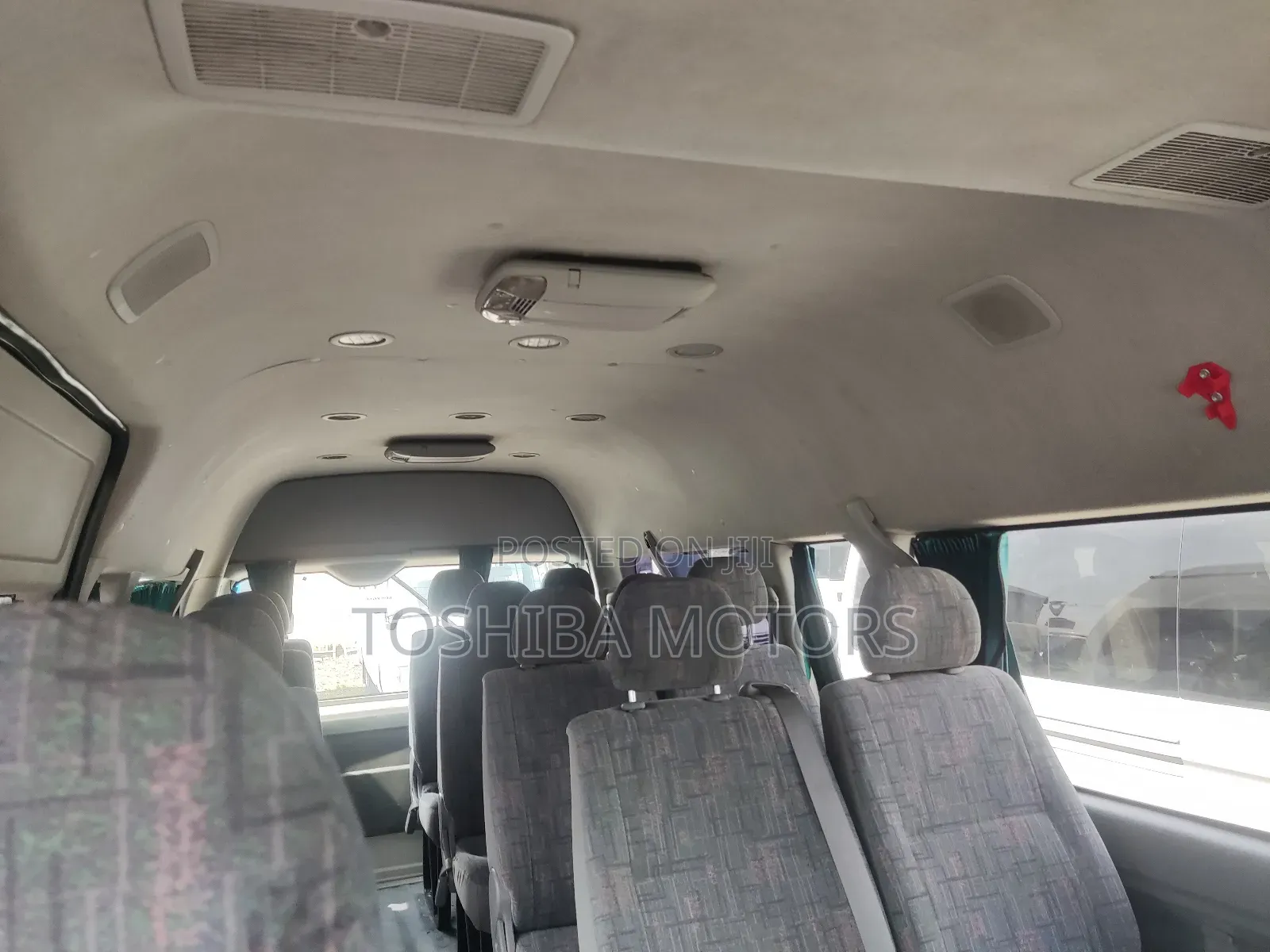 Toyota HiAce 2016 White