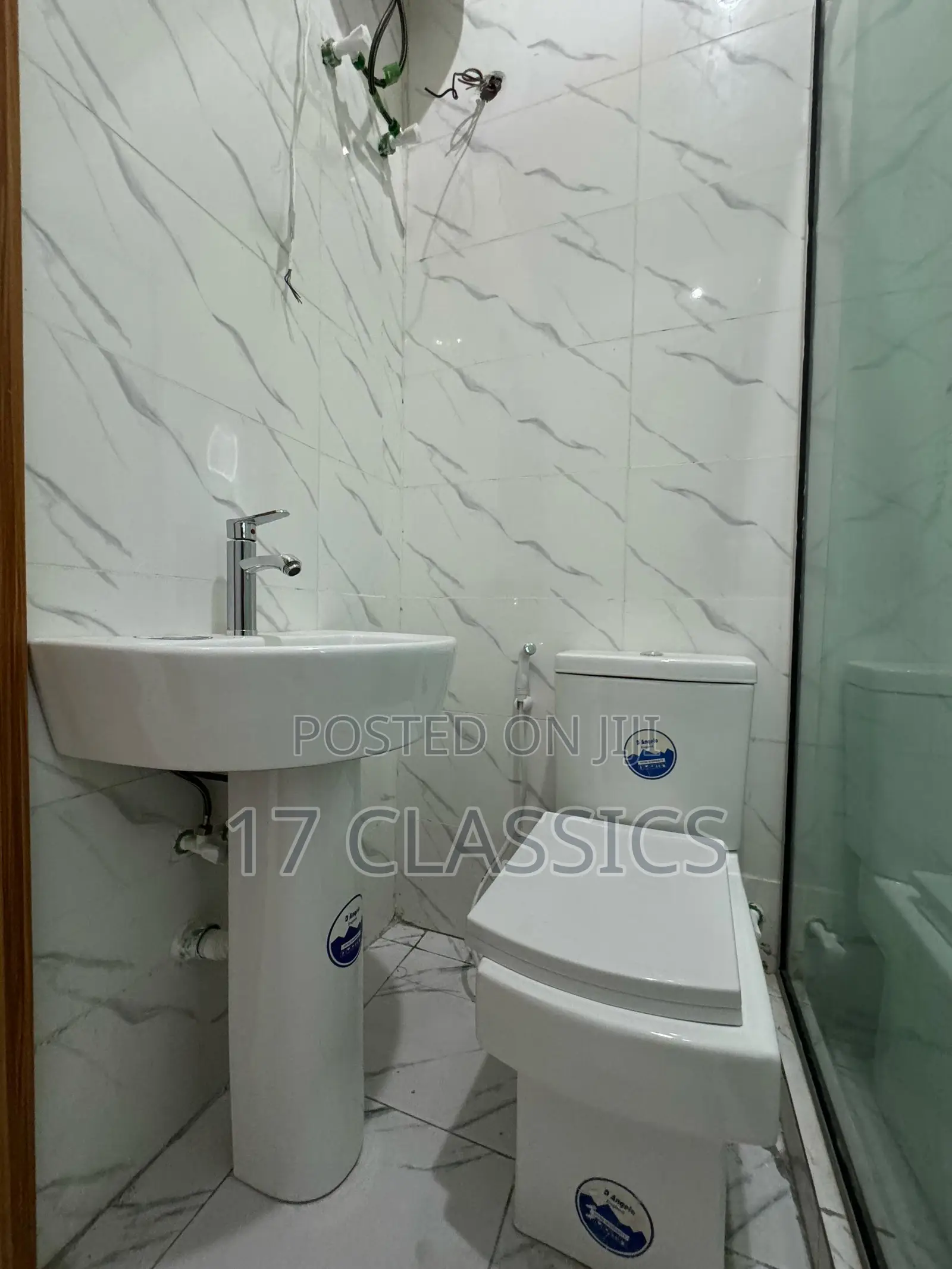 5bdrm Duplex in Genesis Court Phase for sale