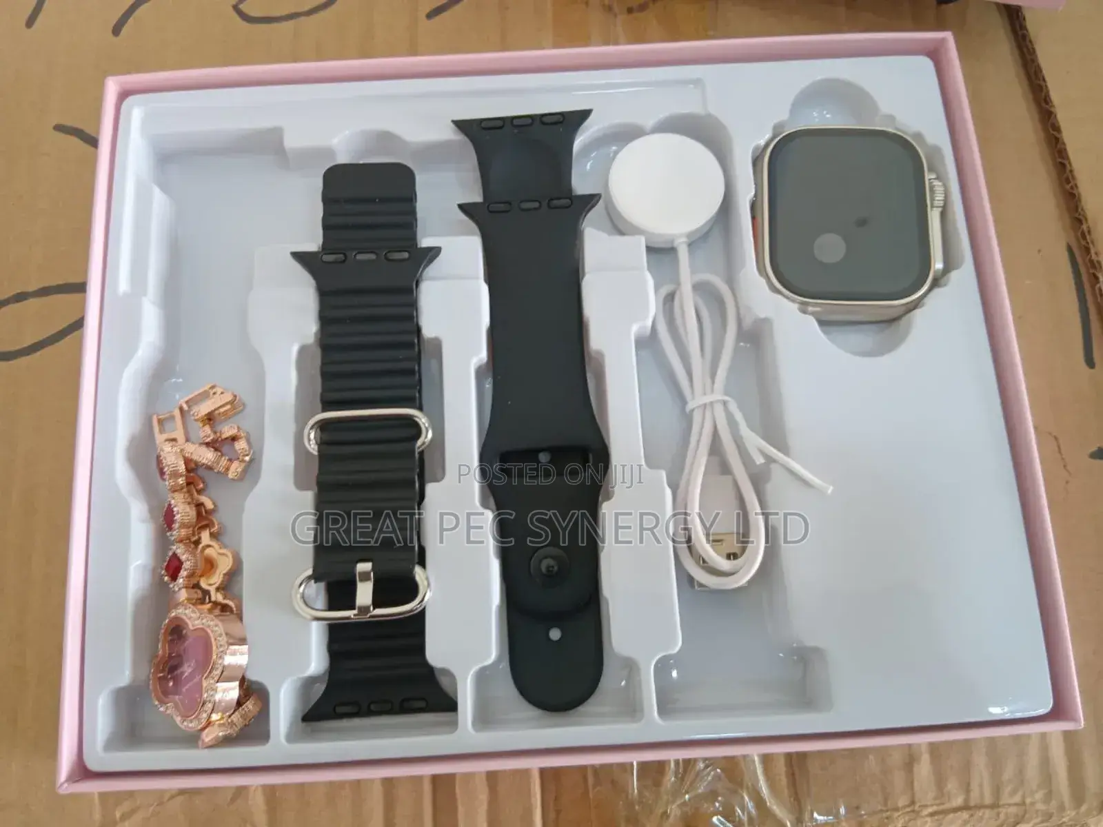 Smart Watch With Bracelet (3 Straps)