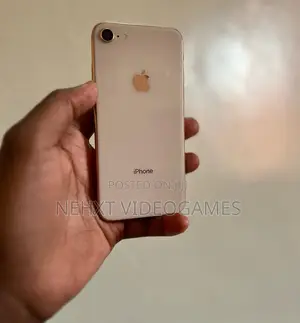 Apple iPhone 8 64 GB Gold