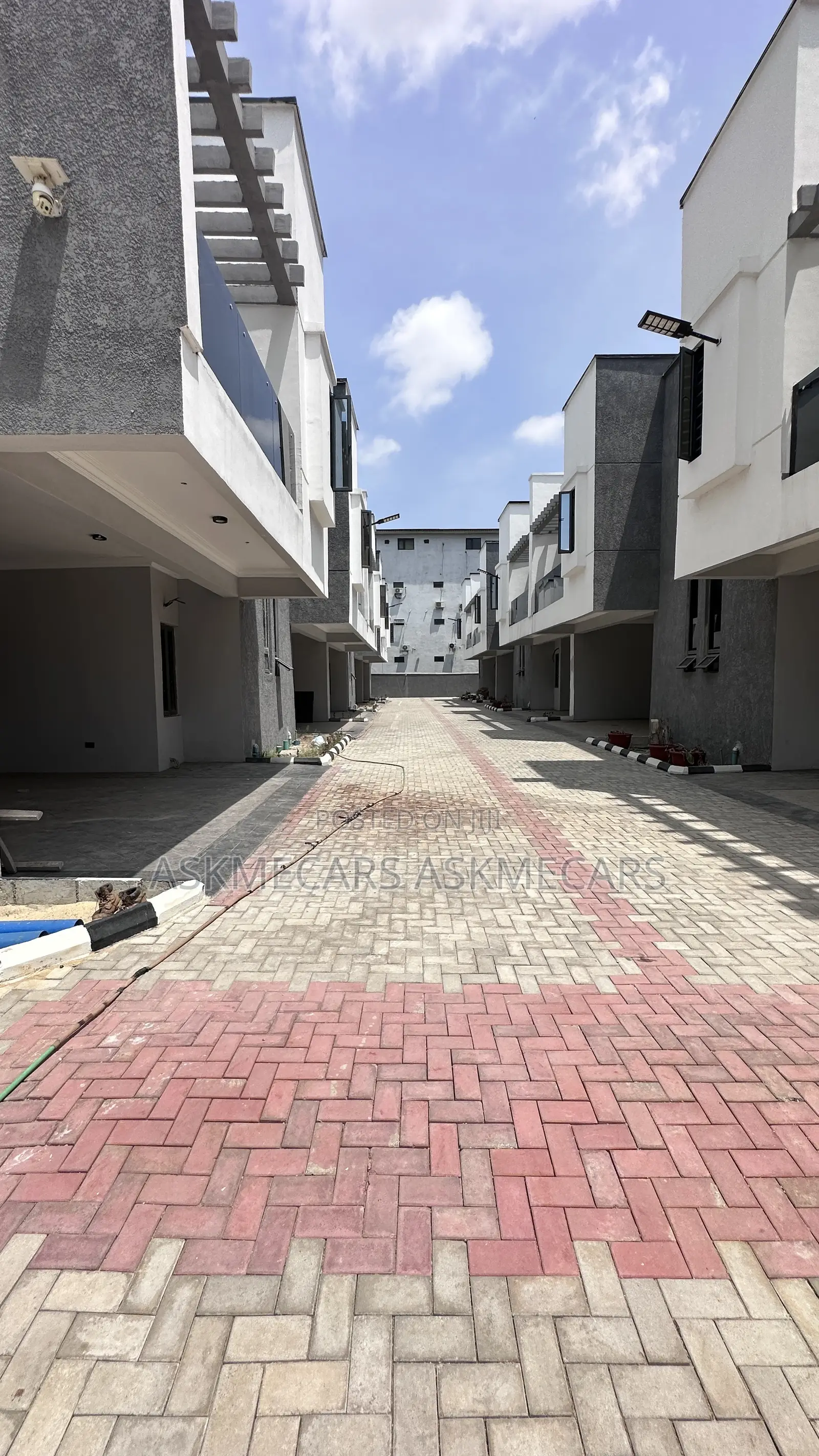 4beds Semi Detached Duplex