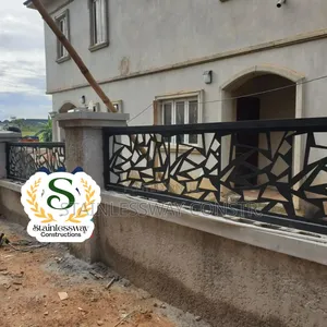 Photo - Lasercut Fence Grill Finishing