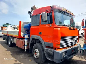 Iveco Hiab 17.3ton 10tyres 6x4 Foreign Used