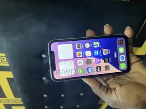 Apple iPhone 11 64 GB Purple