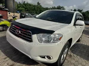 Toyota Highlander Limited 2011 White