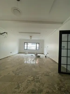 4bdrm Townhouse / Terrace in Life Camp for rent