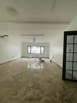 4bdrm Townhouse / Terrace in Life Camp for rent