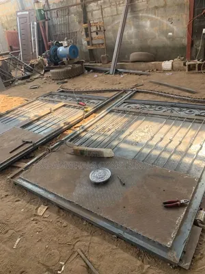 Arc Channel Gate