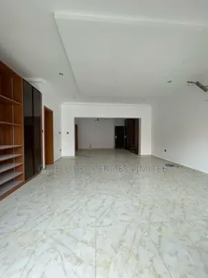 4bdrm Townhouse / Terrace in Life Camp for rent