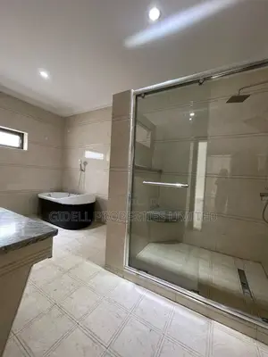 4bdrm Townhouse / Terrace in Life Camp for rent