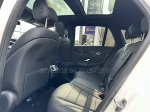 Mercedes-Benz GLC-Class 2022 Off white