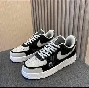 Nike Airforce G2 Sneakers